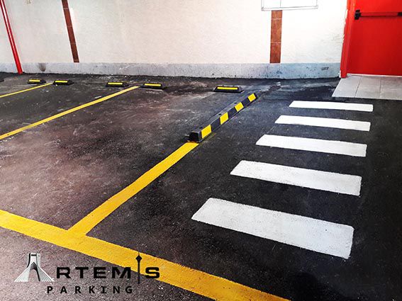 خط کشی پارکینگ مسکونی