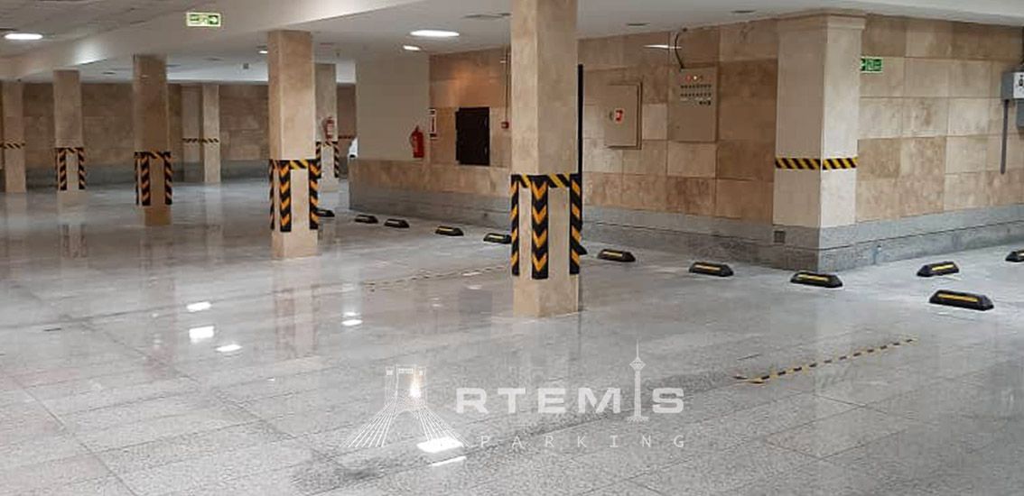 ضربه گیر لاستیکی ستون پارکینگ ضربه گیر لاستیکی ستون پارکینگ